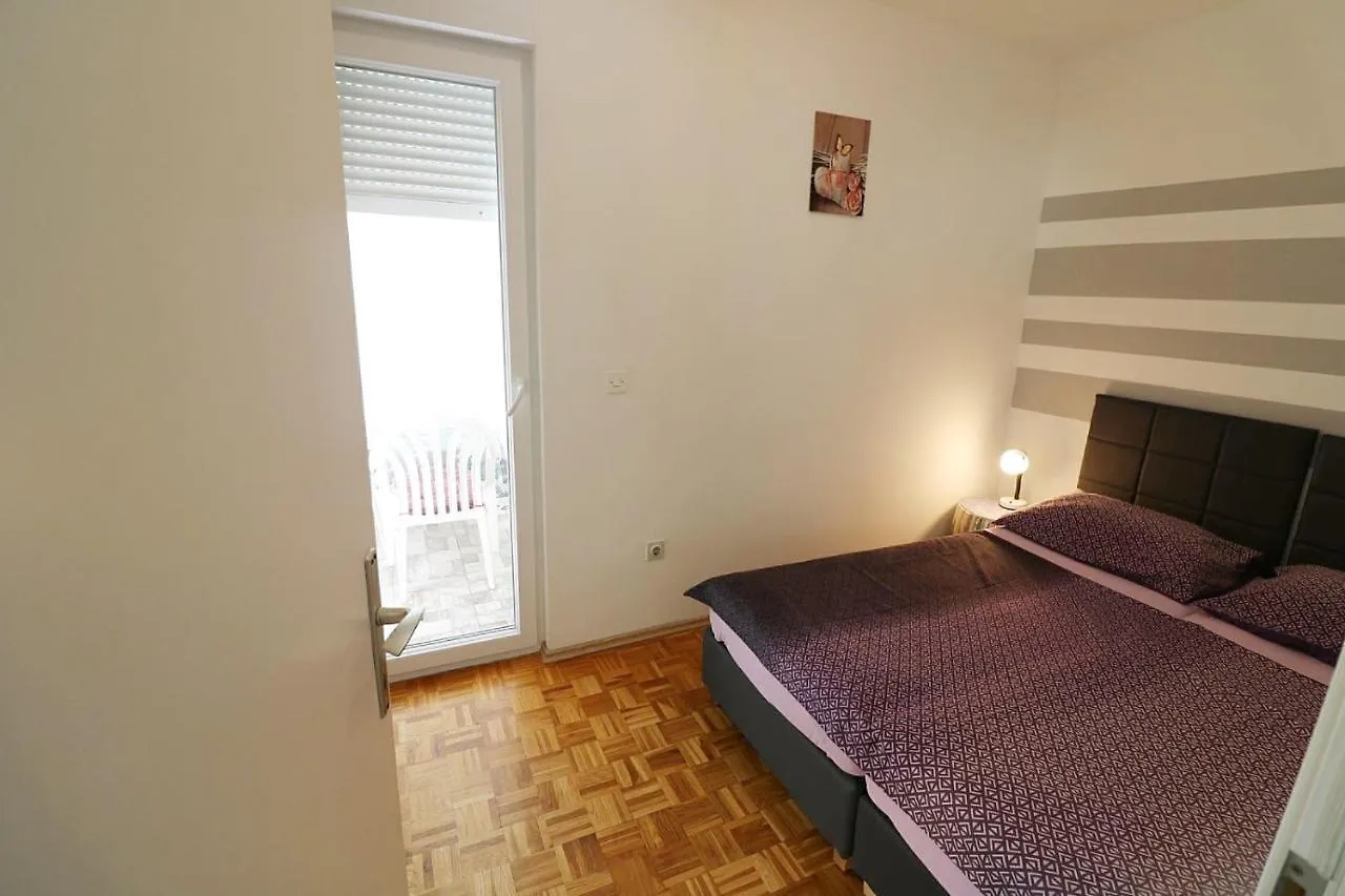 Apartment Marivo Pula Kroatien